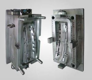 Auto Precision Injection Mold