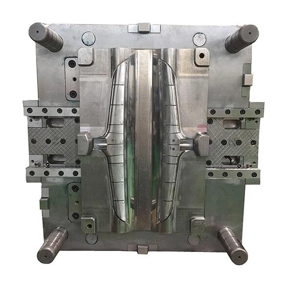 Needle Shaped Date Wire Plastic Injection Mould For Computer Accessory