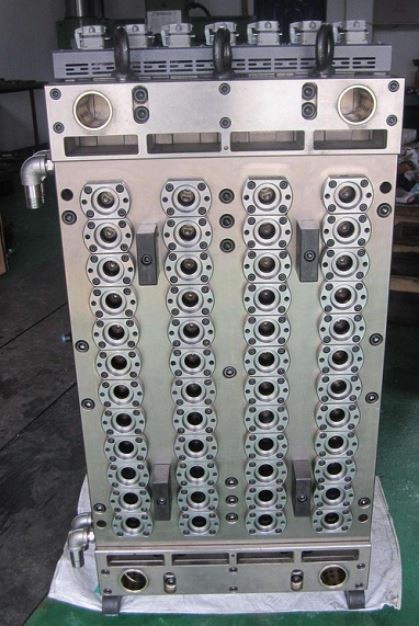 Plastic Injection Preform Pet Bottle Mold