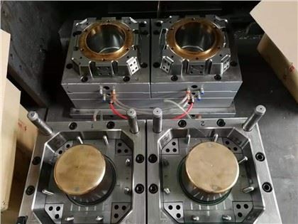 INJECTION MOLD FOR FOOD CONTAINER